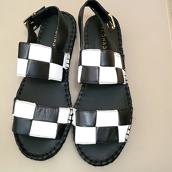 Alohas  Double Strap Black & White Leather Slingback Sandals Womens  US8.5-9 - Picture 4 of 8
